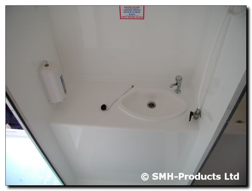 DeCab Shower